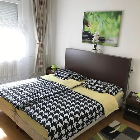Zen Apartment *